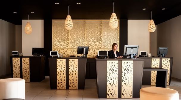 Libérez votre créativité d’architecte d’intérieur avec une décoration murale personnalisée au prix attractif